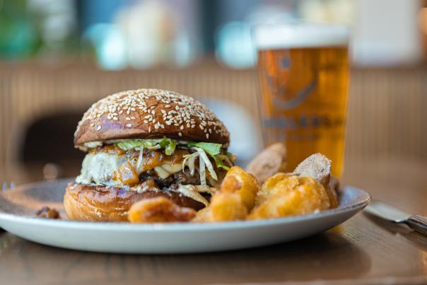 Giusto Newport Burger Bender 2025