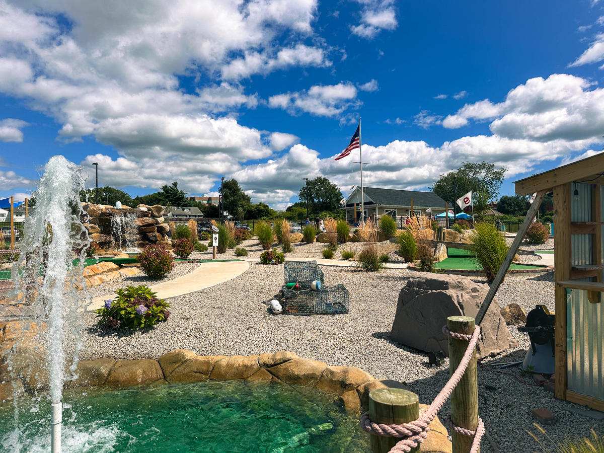 Newport Mini Golf