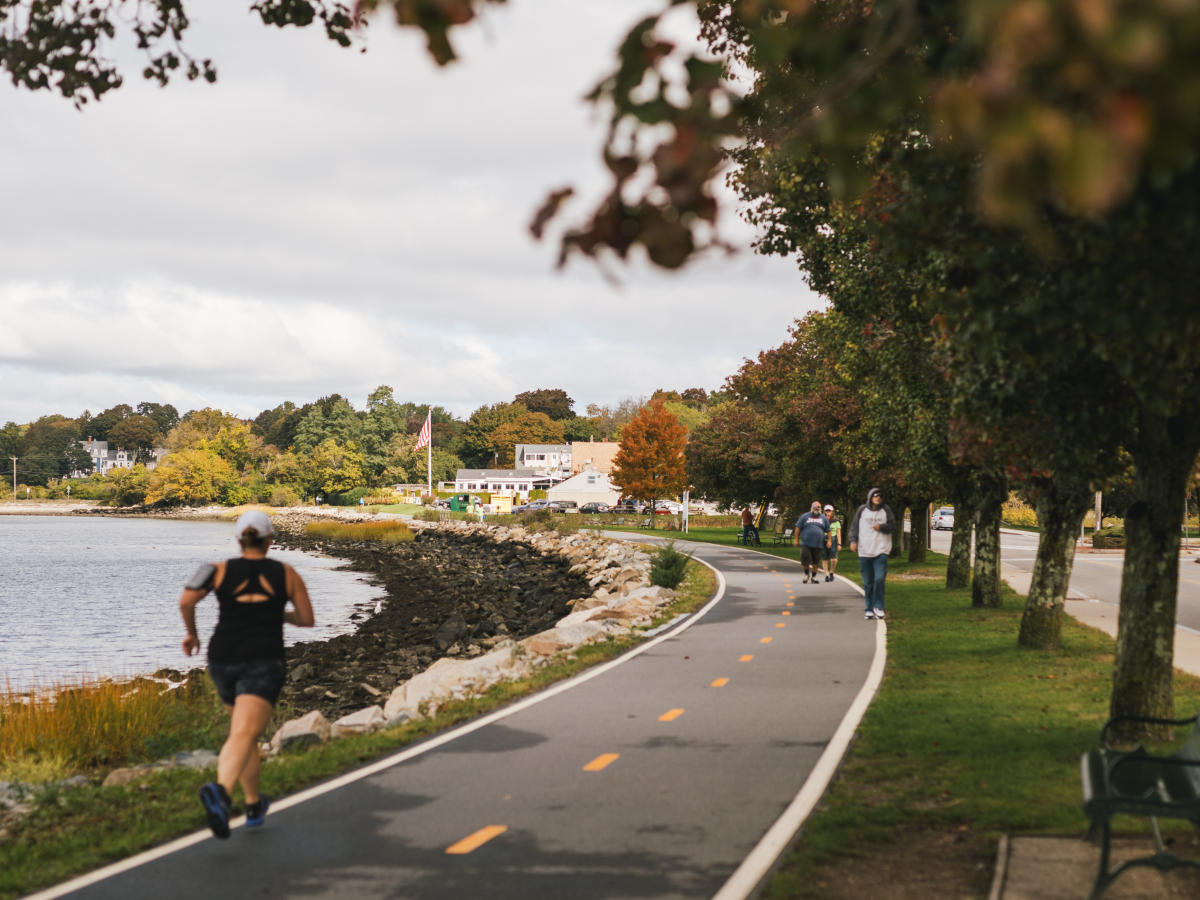 Running on East Bay Bike Path