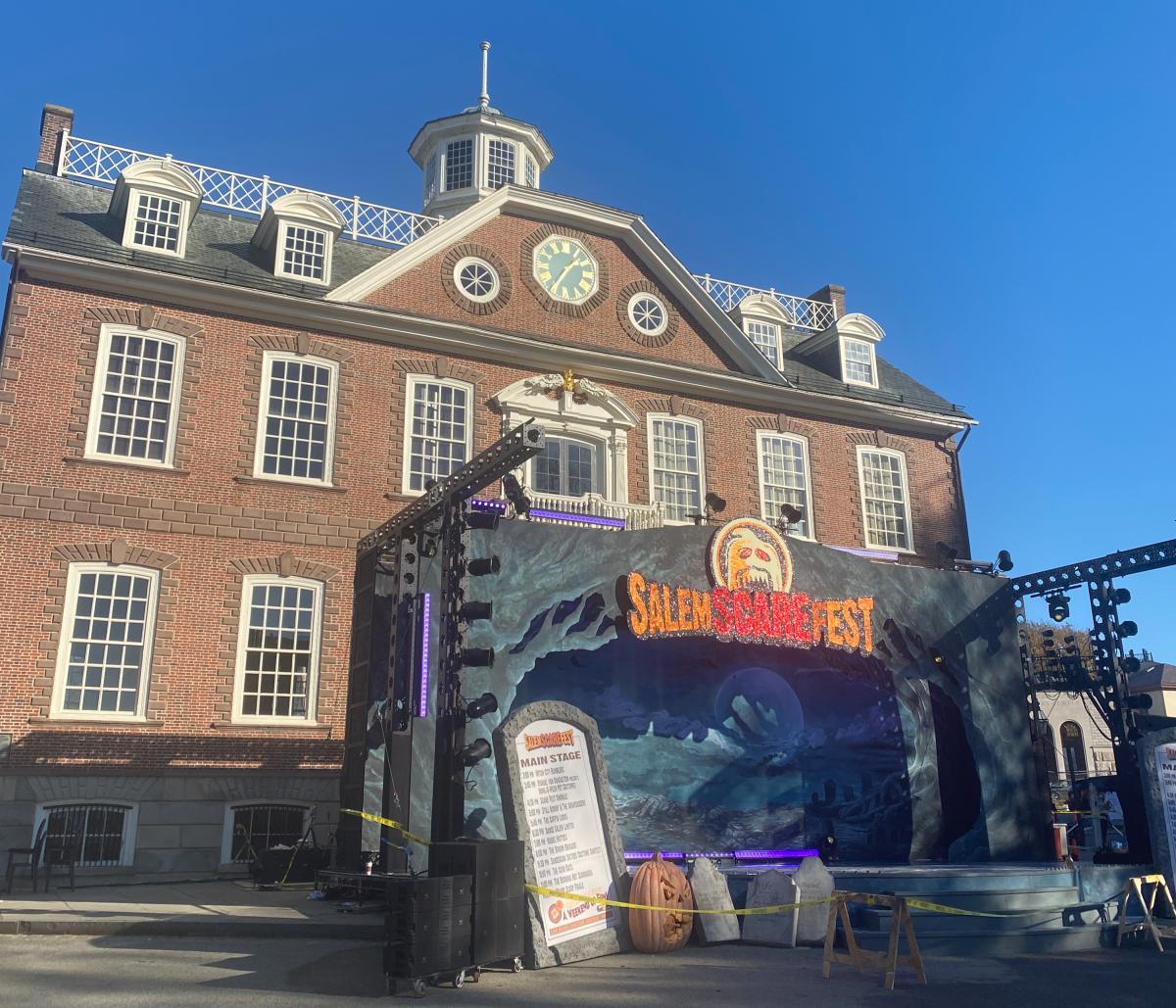 Newport Colony House Hocus Pocus 2